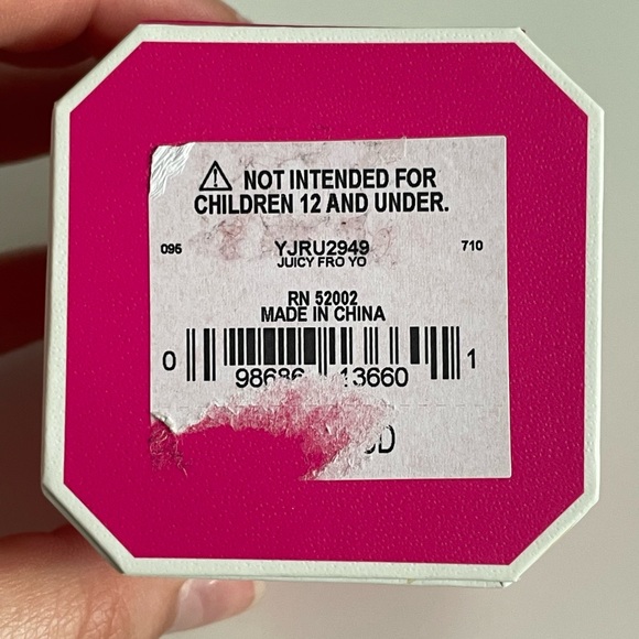 Juicy Couture Frozen Yogurt Charm - In original box! - Picture 7 of 7